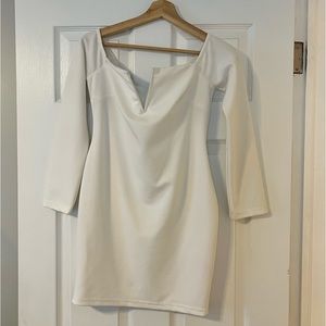 LULU’s white body con 3/4 sleeve mini dress Medium